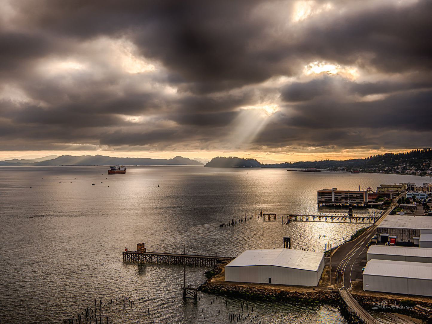 Columbia River at Astoria OR, 817-2900