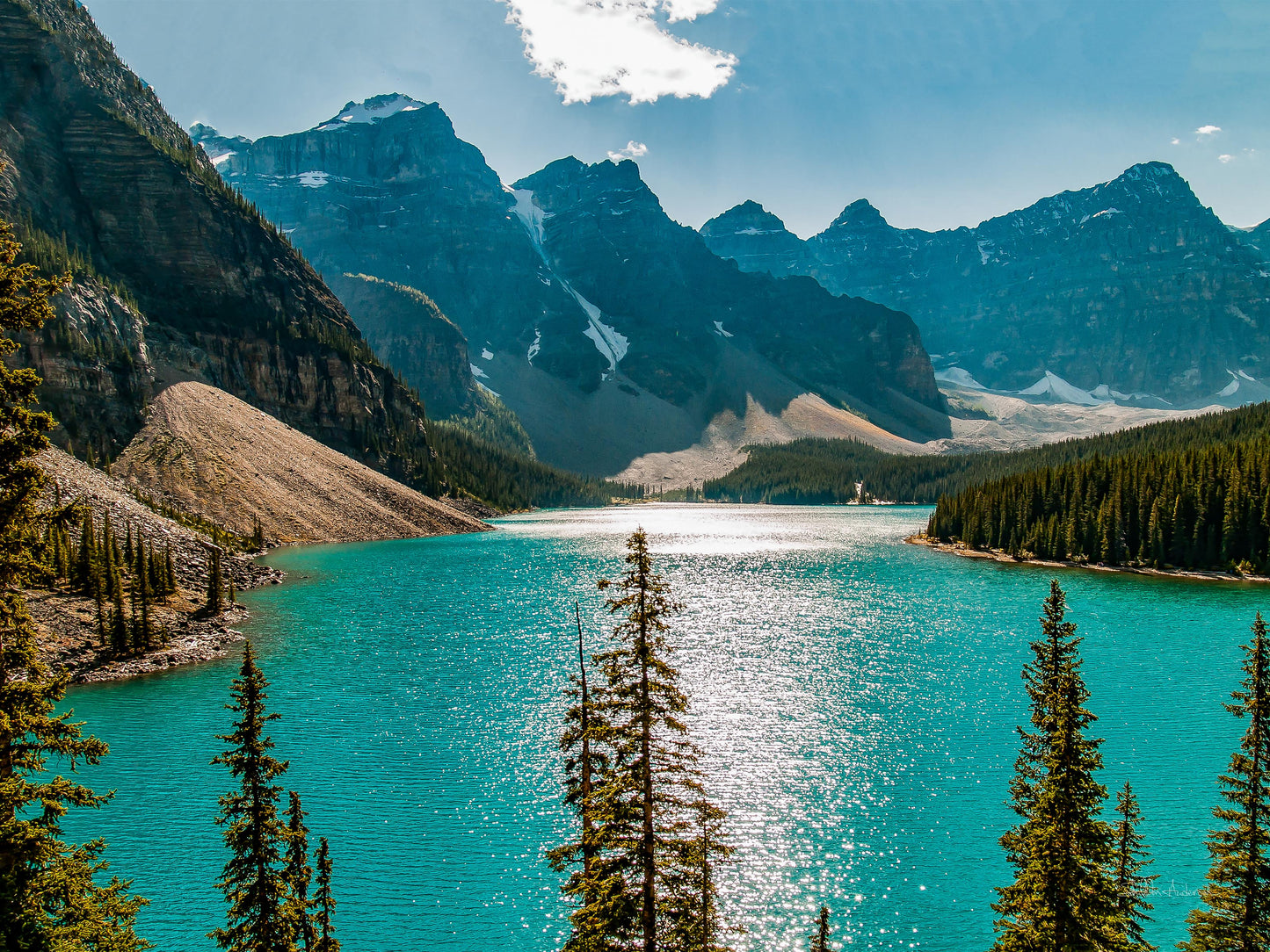 Moraine Lake, Canada